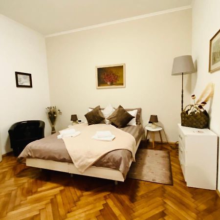 Villa Palma Opatija Buitenkant foto